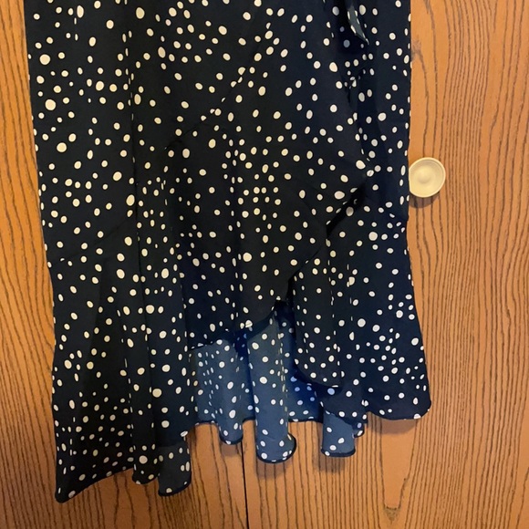 Socialite Wrap Dress - Picture 3 of 3